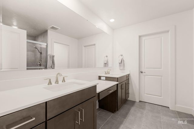 5345 S Snowden Ave, Meridian, ID 83642