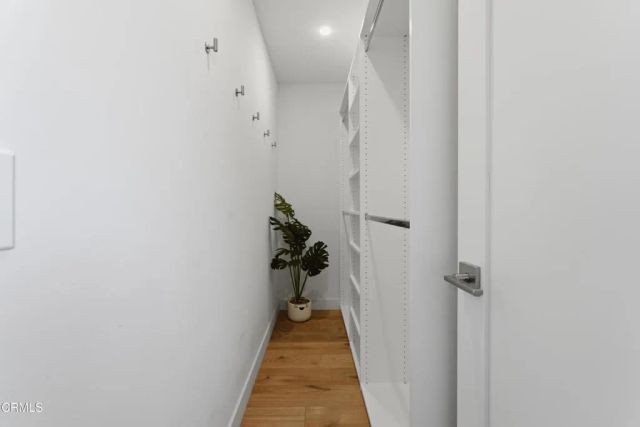 22718 Cantlay Street, West Hills, CA 91307