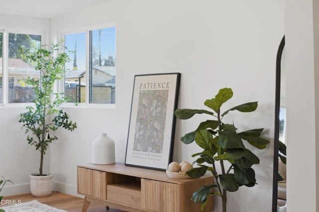 22718 Cantlay Street, West Hills, CA 91307