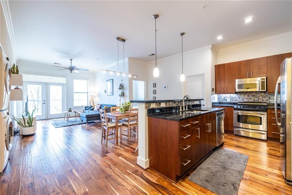 425 Chapel SW Street 2105, Atlanta, GA 30313