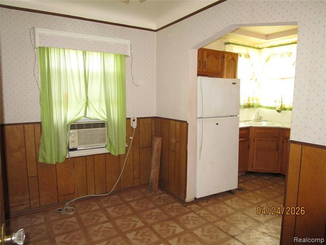 19500 Hoover Street, Detroit, MI 48205