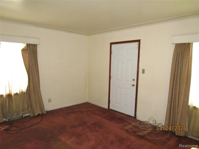 19500 Hoover Street, Detroit, MI 48205