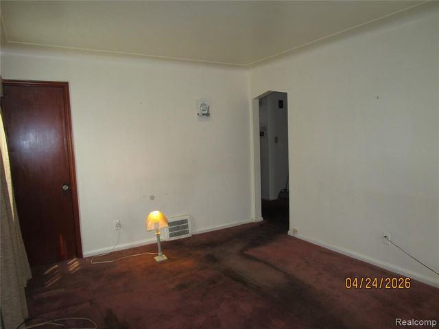 19500 Hoover Street, Detroit, MI 48205