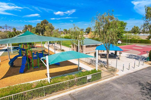 77570 California Drive, Palm Desert, CA 92211