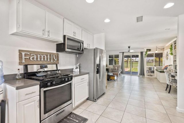 77570 California Drive, Palm Desert, CA 92211