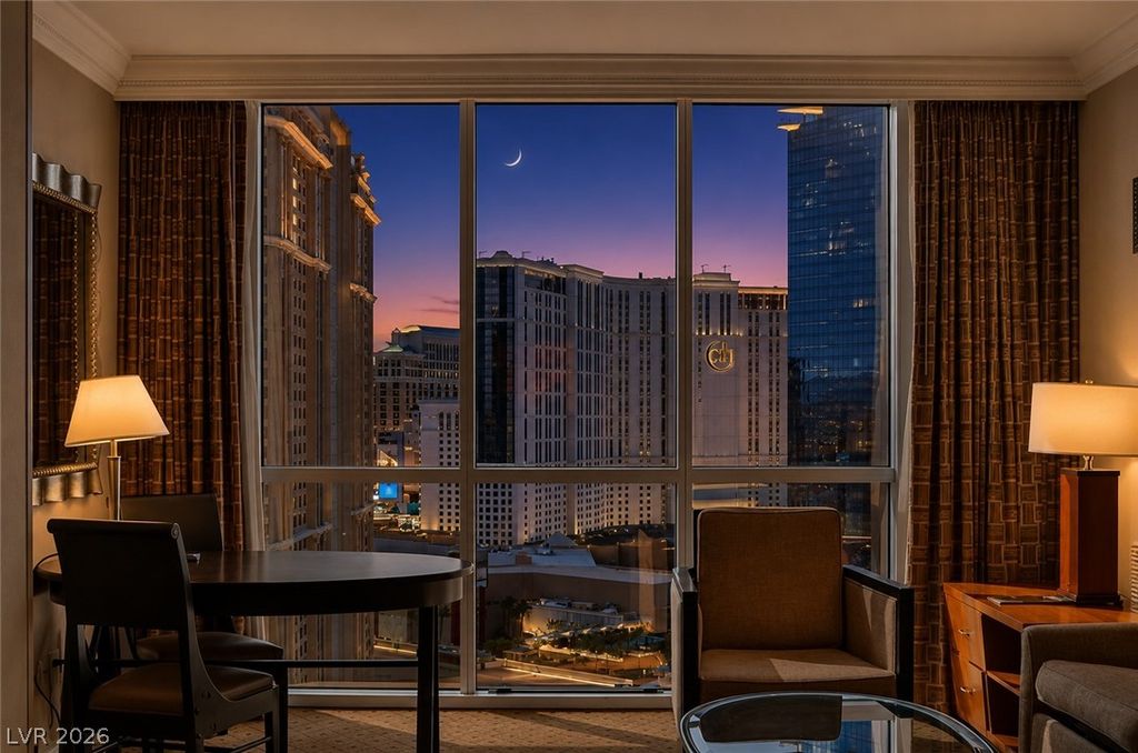 145 East HARMON Avenue 1411, Las Vegas, NV 89109 — exterior