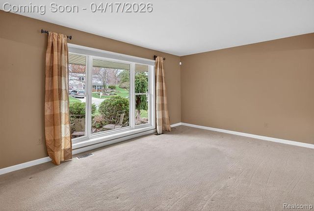 3679 Heatherwood Court, Rochester Hills, MI 48309