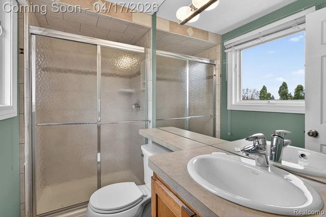 3679 Heatherwood Court, Rochester Hills, MI 48309