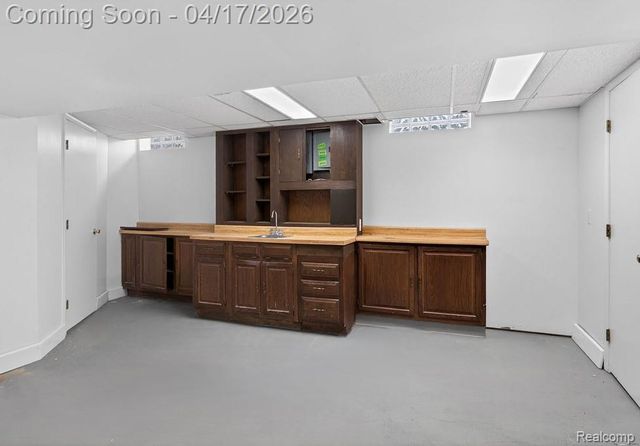 3679 Heatherwood Court, Rochester Hills, MI 48309