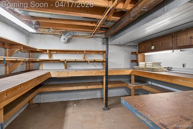 3679 Heatherwood Court, Rochester Hills, MI 48309