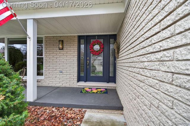 3679 Heatherwood Court, Rochester Hills, MI 48309