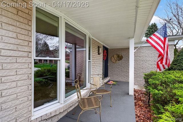 3679 Heatherwood Court, Rochester Hills, MI 48309