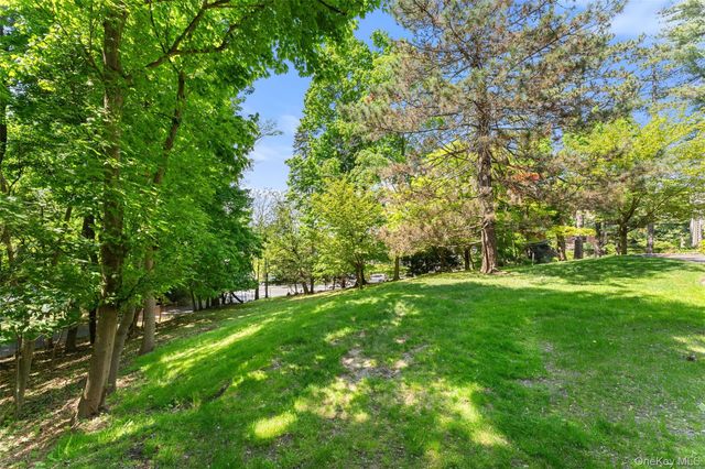 12C Clinton Avenue, Dobbs Ferry, NY 10522