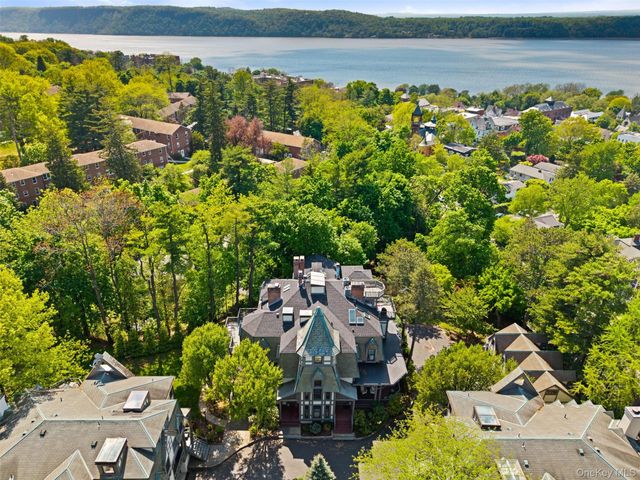 12C Clinton Avenue, Dobbs Ferry, NY 10522