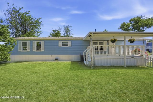 28 Bayshore Mobile Mnr, Hazlet, NJ 07730