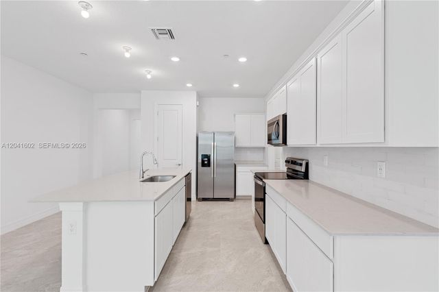8344 NW 7th Court 8344, Plantation, FL 33324