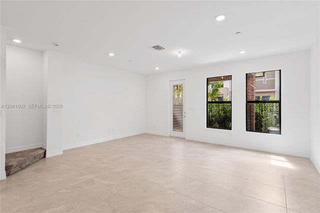 8344 NW 7th Court 8344, Plantation, FL 33324