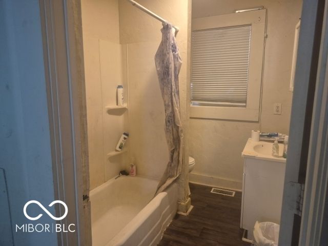 2310 Main Street, Anderson, IN 46016