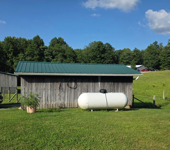 17141 Highway 200, Monticello, KY 42633