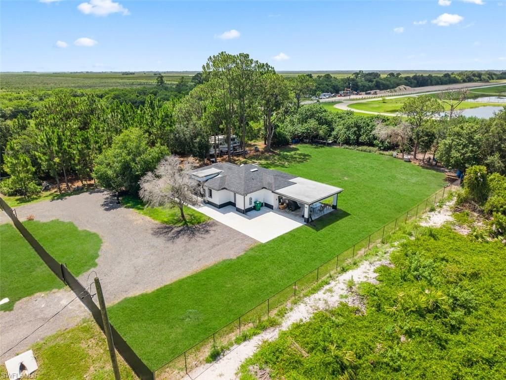 7711 Wheeler RD, LABELLE, FL 33935 — photo 2