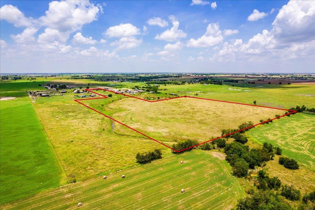 20565 Cameron RD, Coupland, TX 78615