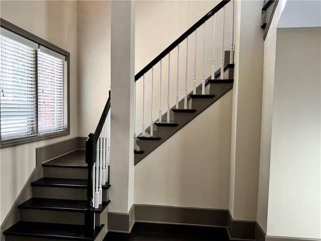 745 Fountainhead Lane 123, Atlanta, GA 30324