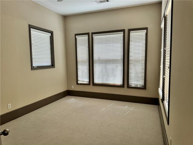 745 Fountainhead Lane 123, Atlanta, GA 30324