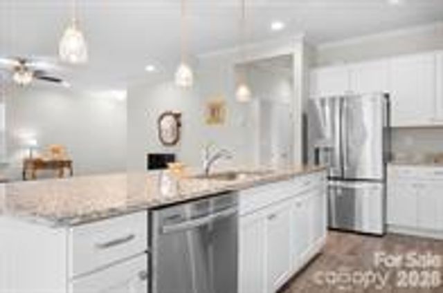 6296 Raven Rock Drive, Denver, NC 28037
