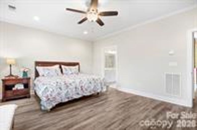 6296 Raven Rock Drive, Denver, NC 28037