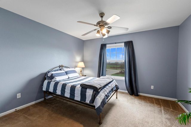 2180 Willow Pond WAY, Grafton, WI 53024