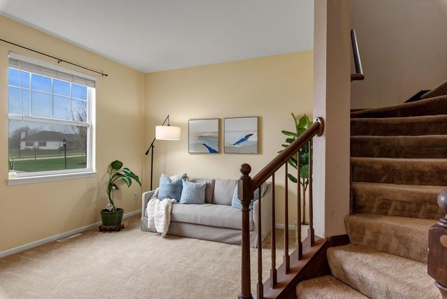 2180 Willow Pond WAY, Grafton, WI 53024