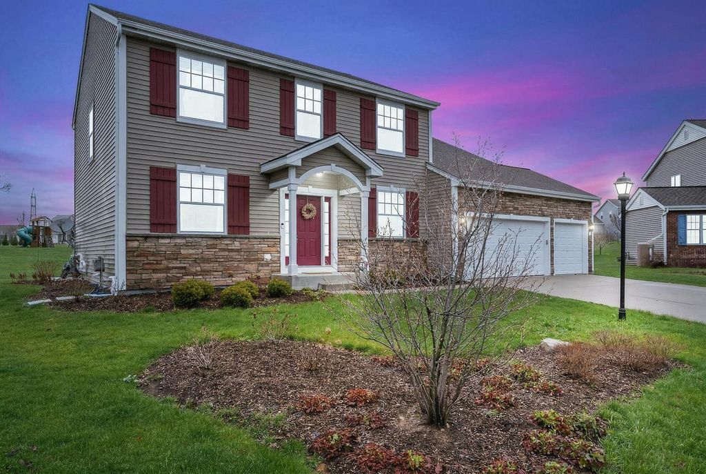 2180 Willow Pond WAY, Grafton, WI 53024