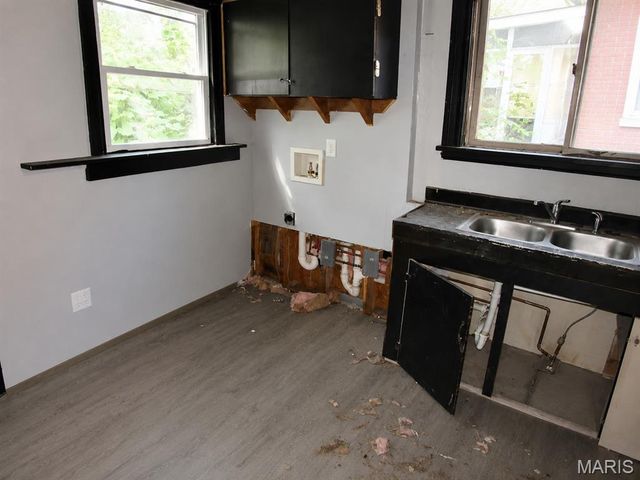 6732 Robbins Avenue, St Louis, MO 63133