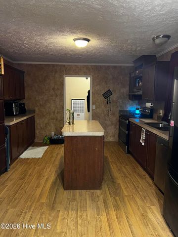 1782 Old Warsaw Road, Clinton, NC 28328