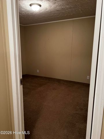 1782 Old Warsaw Road, Clinton, NC 28328