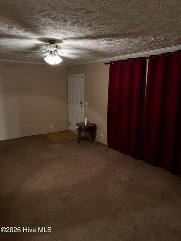 1782 Old Warsaw Road, Clinton, NC 28328