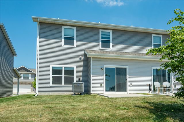 1026 Maywood Lane, Waukee, IA 50263