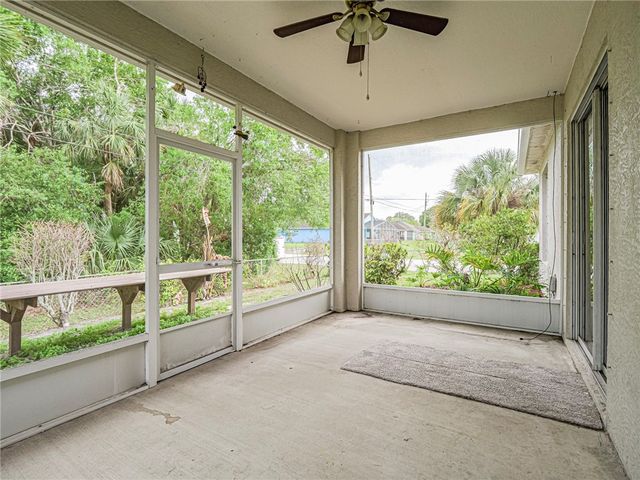 7916 105th Court, Vero Beach, FL 32967