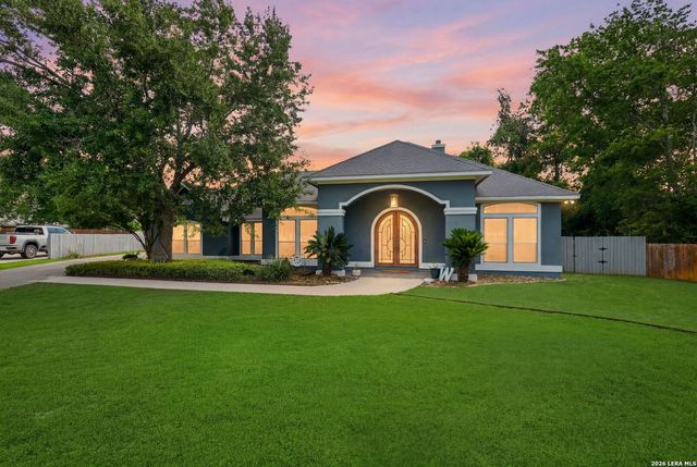 232 MEADOWLARK LN, Mcqueeney, TX 78123