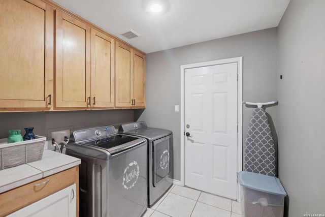 232 MEADOWLARK LN, Mcqueeney, TX 78123