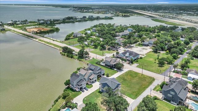 0 Hall Street, Lot 4, Seabrook, TX 77586