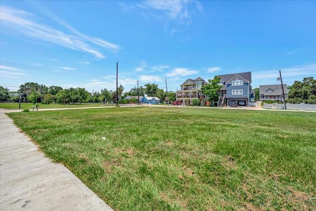 0 Hall Street, Lot 4, Seabrook, TX 77586