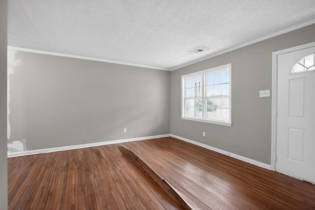 2303 ST ELMO AVE, Memphis, TN 38127