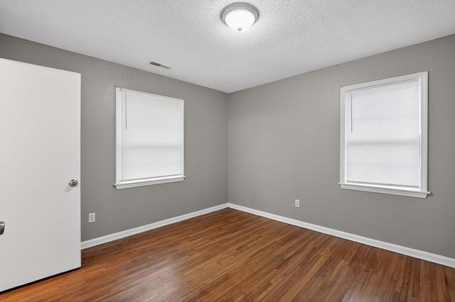 2303 ST ELMO AVE, Memphis, TN 38127