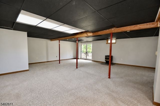 21 Fall Dr, Hardyston Twp., NJ 07460