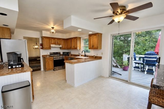 21 Fall Dr, Hardyston Twp., NJ 07460