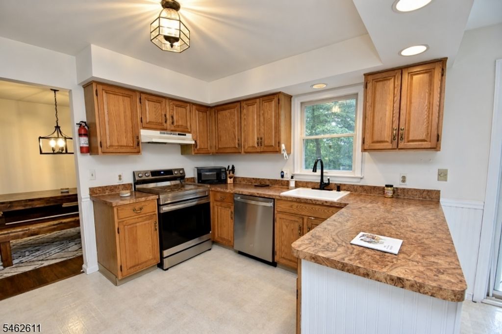 21 Fall Dr, Hardyston Twp., NJ 07460 — photo 5