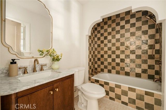 3517 Ellsworth, Los Angeles, CA 90026