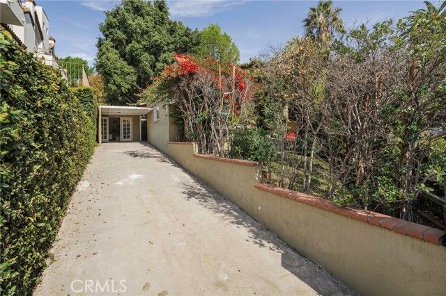 3517 Ellsworth, Los Angeles, CA 90026