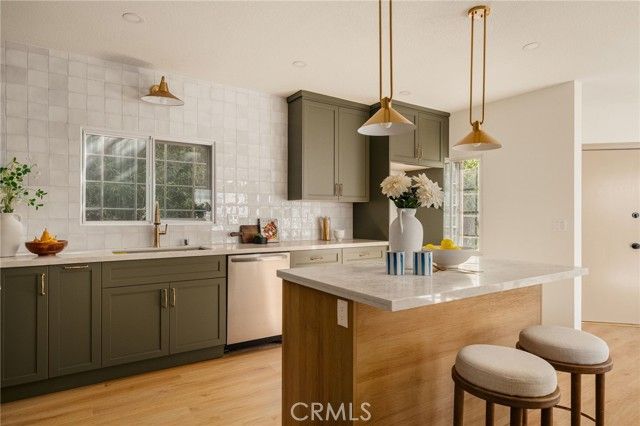 3517 Ellsworth, Los Angeles, CA 90026